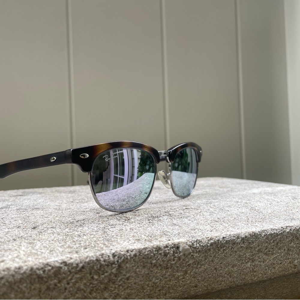 Ray-Ban Kids Clubmaster Matte Tortoise Shell Sunglasses with Mirror Lilac Lens